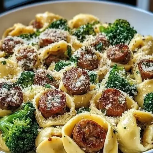 creamy garlic parmesan tortellini with sausage and 2026 04 10 141029 819x1024 1